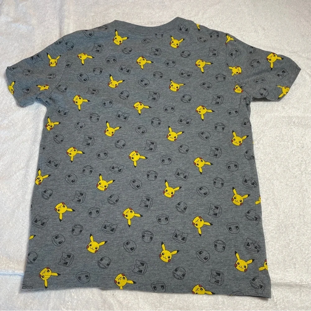 Old Navy Lot‎ Of 2 Pikachu Tee Gender Neutral Kids Size Small/medium Gray Pink